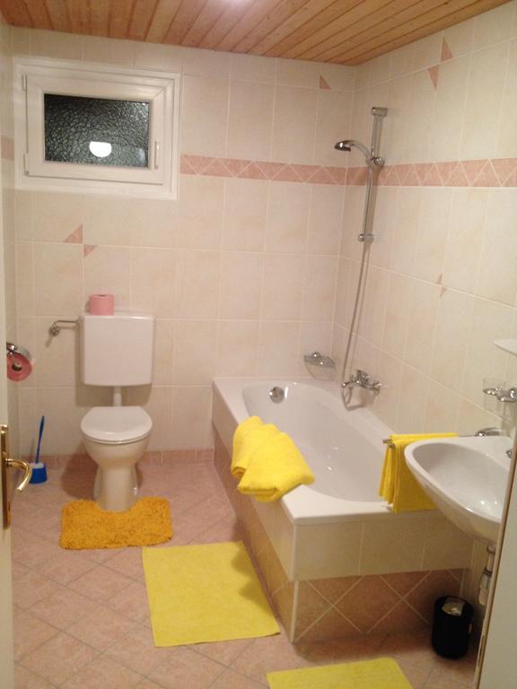 Bergadler Apartment Iselsberg-Stronach Стая снимка